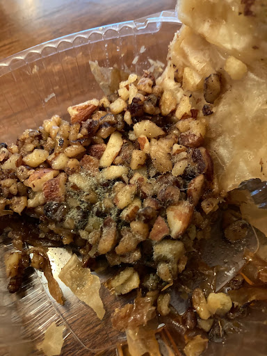 Photo of Cusmos Greek American Restaurant - 200 Montauk Hwy d, Lindenhurst, NY 11757