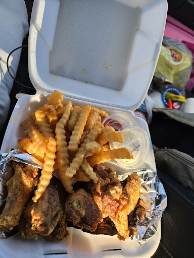 Photo of Paradise fast food and wings - 604 Joe Wright Dr, Cordele, GA 31015