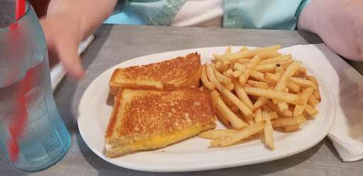 Photo of Friendly's - 170 Clinton Ave, Cortland, NY 13045