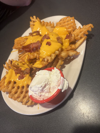 Photo of Friendly's - 170 Clinton Ave, Cortland, NY 13045