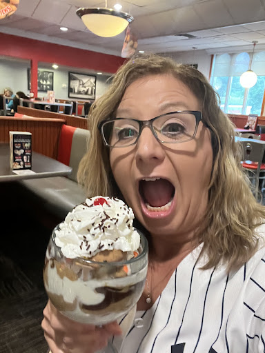 Photo of Friendly's - 170 Clinton Ave, Cortland, NY 13045