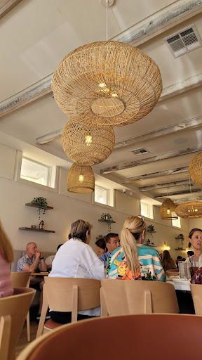 Photo of Tavi - 330 N New Hampshire St, Covington, LA 70433