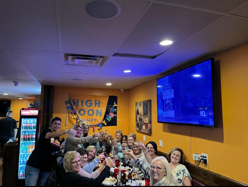 Photo of Vittos Pizza and Bar - 647 Main Ave, Warwick, RI 02886