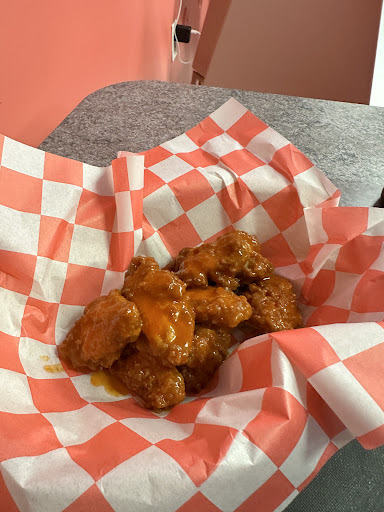 Photo of THE WINGS AND JUICE SPOT HALAL - 156 Gansett Ave, Cranston, RI 02910