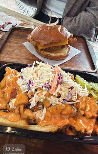 Photo of Zalim Hot Chicken & Burgers - 3 E Palisade Ave, Englewood, NJ 07631