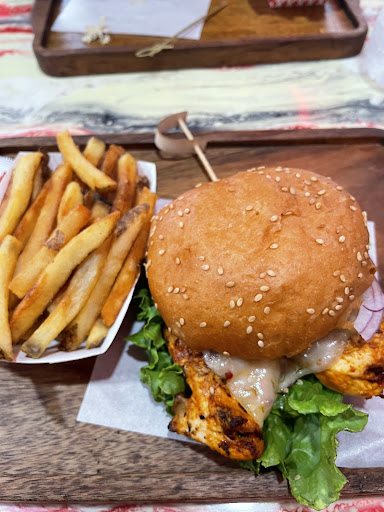 Photo of Zalim Hot Chicken & Burgers - 3 E Palisade Ave, Englewood, NJ 07631