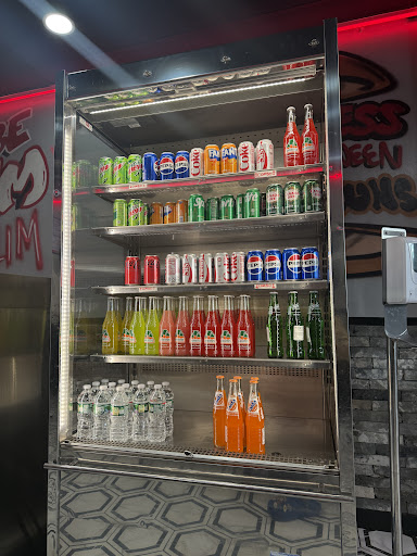 Photo of Zalim Hot Chicken & Burgers - 3 E Palisade Ave, Englewood, NJ 07631