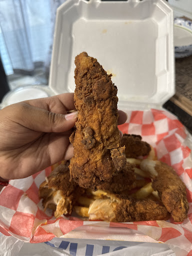 Photo of Krispys Nashville Hot Chicken - 703 E 9th St, Lockport, IL 60441