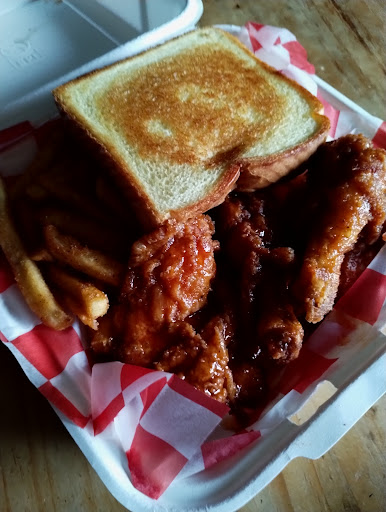Photo of Krispys Nashville Hot Chicken - 703 E 9th St, Lockport, IL 60441