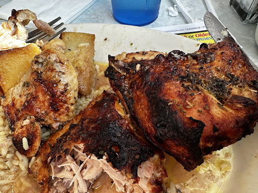 Photo of Maxim's Restaurant & Lounge - 7205 Broadway, Merrillville, IN 46410