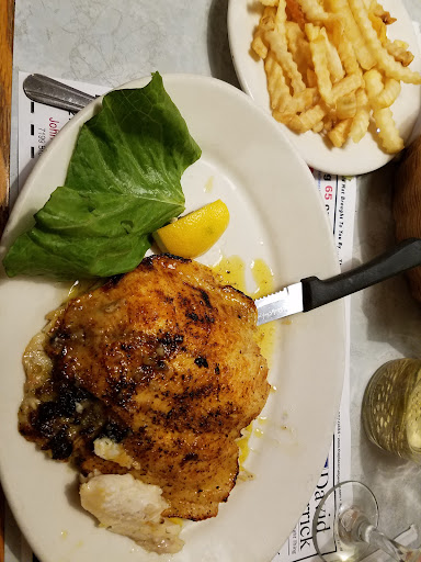 Photo of Maxim's Restaurant & Lounge - 7205 Broadway, Merrillville, IN 46410