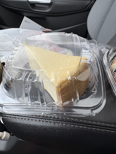 Photo of (HALAL) Kennedy Fried Chicken and Gyros King - same bulding beer city usa, 828 S Washington Ave, Scranton, PA 18505