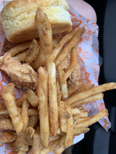 Photo of Popeyes Louisiana Kitchen - 3530 N Vermilion St, Danville, IL 61832