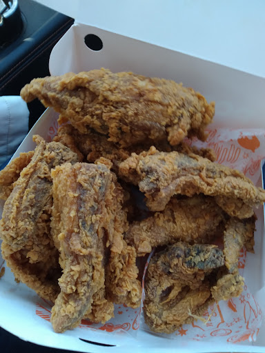 Photo of Popeyes Louisiana Kitchen - 3530 N Vermilion St, Danville, IL 61832