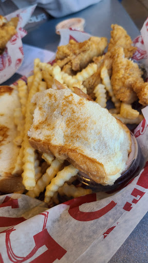 Photo of Raising Cane's Chicken Fingers - 2411 Sycamore Rd, DeKalb, IL 60115