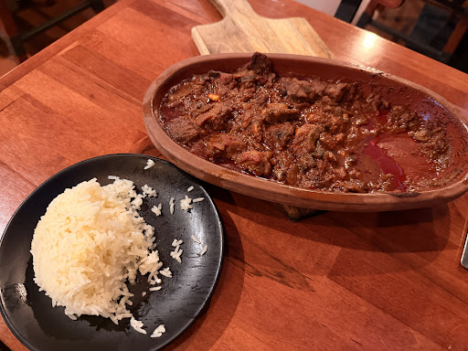 Photo of Ugly Restaurant and Bar - 2312 Wabash Ave, Springfield, IL 62704