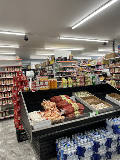 Photo of Halal Alsham Market أسواق الشام العربية - 570 E Algonquin Rd, Des Plaines, IL 60016