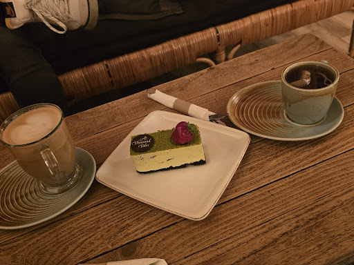 Photo of A Thousand Tales Restaurant / Bakery & Cafe - 2340 Elmhurst Rd, Mt Prospect, IL 60056