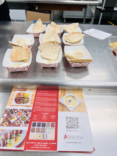 Photo of Pita Pita Mediterranean Grill - 1467 Lee St, Des Plaines, IL 60018