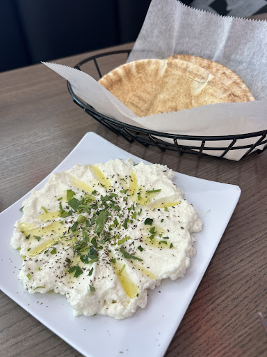 Photo of Pita Pita Mediterranean Grill - 1467 Lee St, Des Plaines, IL 60018