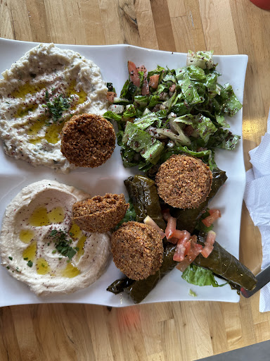 Photo of Pita Pita Mediterranean Grill - 1467 Lee St, Des Plaines, IL 60018