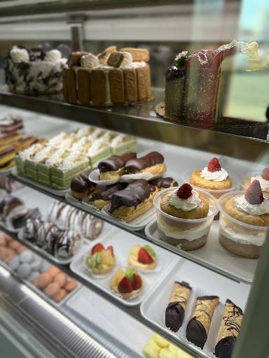 Photo of New Yasmeen Bakery - 13900 W Warren Ave, Dearborn, MI 48126