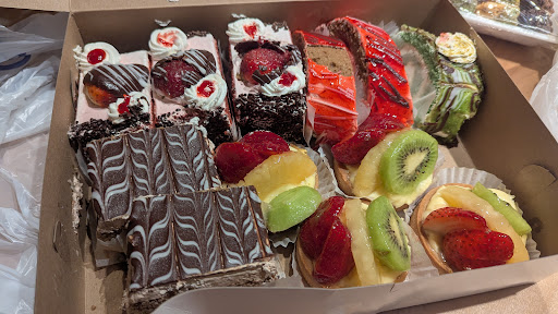 Photo of New Yasmeen Bakery - 13900 W Warren Ave, Dearborn, MI 48126