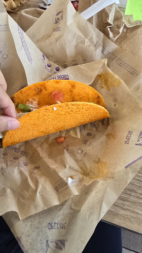 Photo of Taco Bell - 10 8th Ave SE, St Cloud, MN 56304