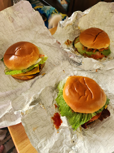 Photo of Wendy's - 325 19th St W, Dickinson, ND 58601