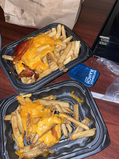 Photo of Wendy's - 325 19th St W, Dickinson, ND 58601