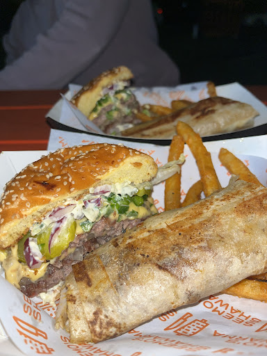 Photo of Seemo's Shawarma - 866 S Goldenrod Rd, Orlando, FL 32822