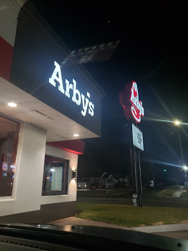 Photo of Arby's - 805 W Wyatt Earp Blvd, Dodge City, KS 67801