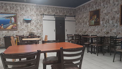 Photo of In & Out Kitchen - 8084 N Davis Hwy, Pensacola, FL 32514