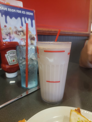 Photo of Friendly's - 423 Loucks Rd, York, PA 17404