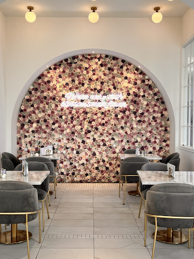 Photo of Roses & Berries Cafe - 4340 Asbury Rd Suite 2, Dubuque, IA 52002