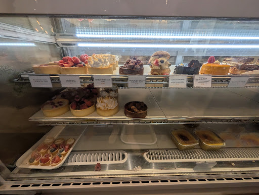 Photo of Roses & Berries Cafe - 4340 Asbury Rd Suite 2, Dubuque, IA 52002