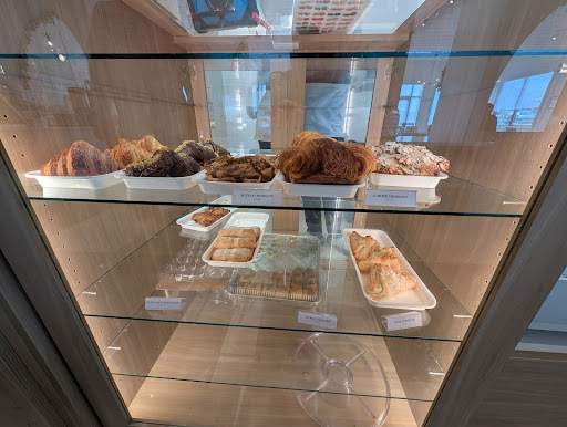 Photo of Roses & Berries Cafe - 4340 Asbury Rd Suite 2, Dubuque, IA 52002