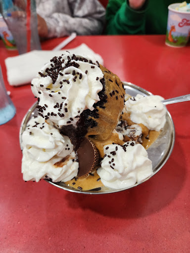 Photo of Friendly's - 50 Montauk Hwy, East Islip, NY 11730