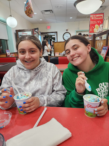 Photo of Friendly's - 50 Montauk Hwy, East Islip, NY 11730