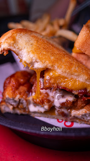 Photo of Friendly's - 50 Montauk Hwy, East Islip, NY 11730