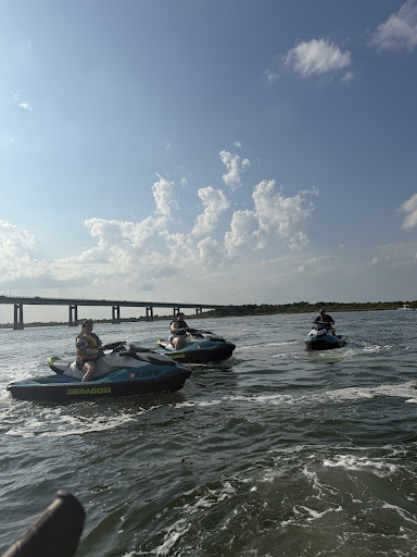 Photo of Friendly's - 50 Montauk Hwy, East Islip, NY 11730