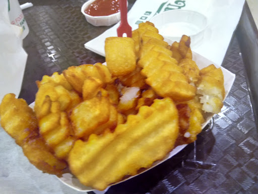 Photo of Mediterranean Kitchen and Grill - 1318 Tanger Mall Dr Suite 1318, Riverhead, NY 11901