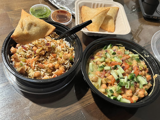 Photo of Swing-N-Eat with Bombay Burrito, P&P pizzeria, and Krispy Krunchy Chicken - 36944 Vine St, Willoughby, OH 44094