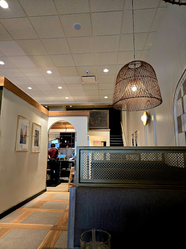 Photo of Aladdin's Eatery Cleveland Heights - 12447 Cedar Rd, Cleveland Heights, OH 44106