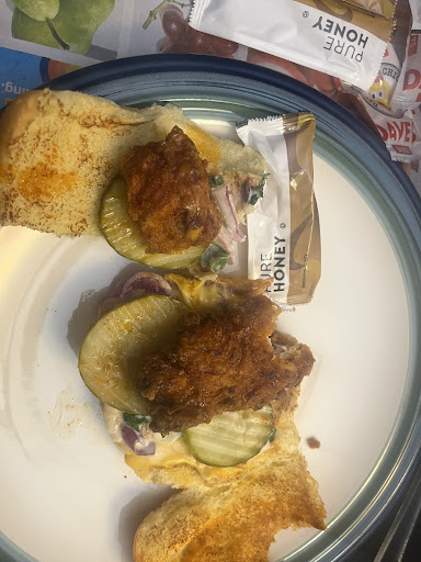 Photo of Dave's Hot Chicken - 36099 Euclid Ave, Willoughby, OH 44094