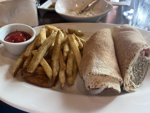 Photo of Taza - a Lebanese Grill Woodmere - 28601 Chagrin Blvd, Woodmere, OH 44122