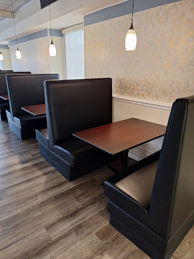 Photo of Skylight restaurant - 1135 1st Ave E, Shakopee, MN 55379