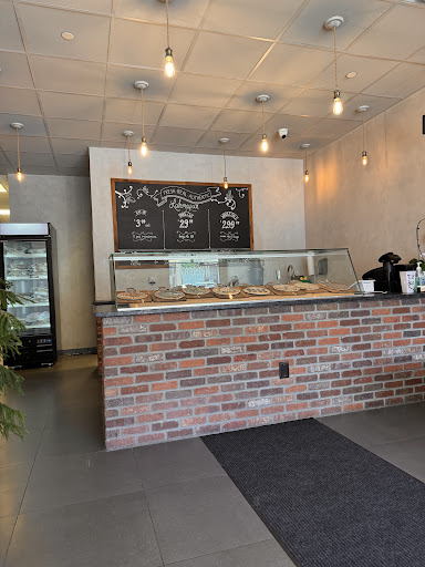 Photo of Mediterranean Flatbread - 669 Anderson Ave, Cliffside Park, NJ 07010