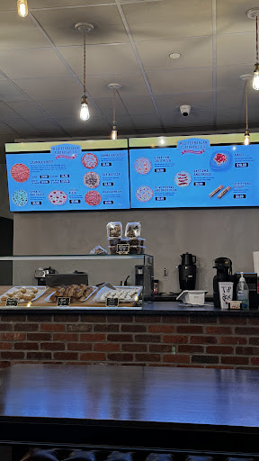 Photo of Mediterranean Flatbread - 669 Anderson Ave, Cliffside Park, NJ 07010