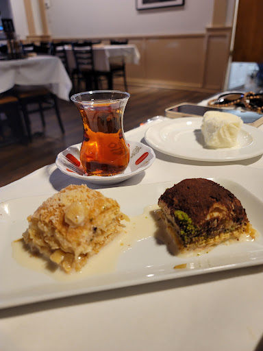 Photo of Zaytoon Mediterranean Grill - 8100 S Quebec St Ste B15, Centennial, CO 80112